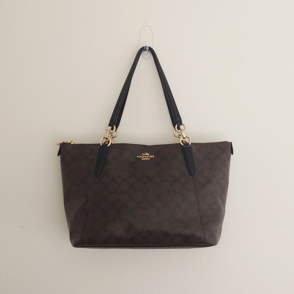 Coach Canvas Tote Bag Signature C's